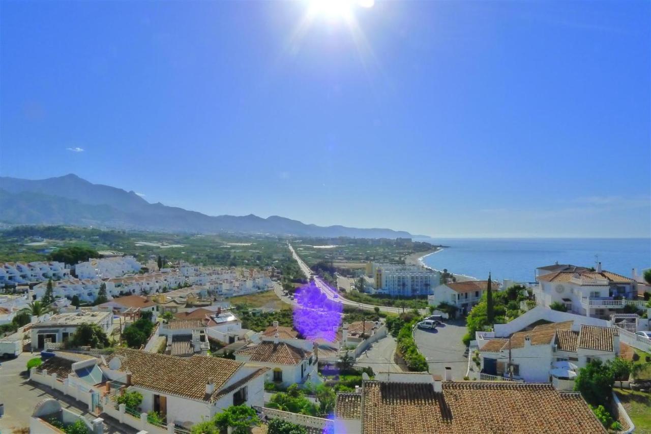 Pousada Opp Beach Nerja, Costa Del Sol. Sleeps 12+