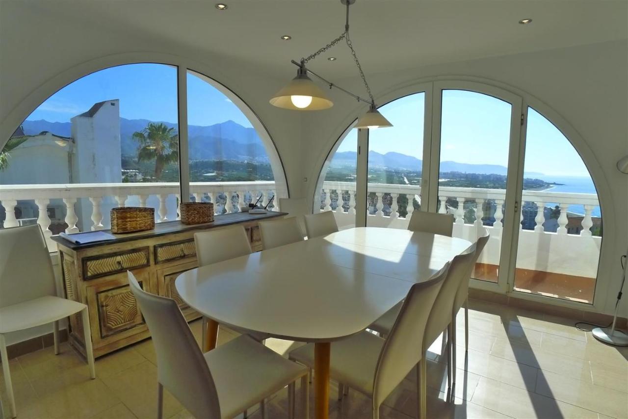 Pousada Opp Beach Nerja, Costa Del Sol. Sleeps 12+ *