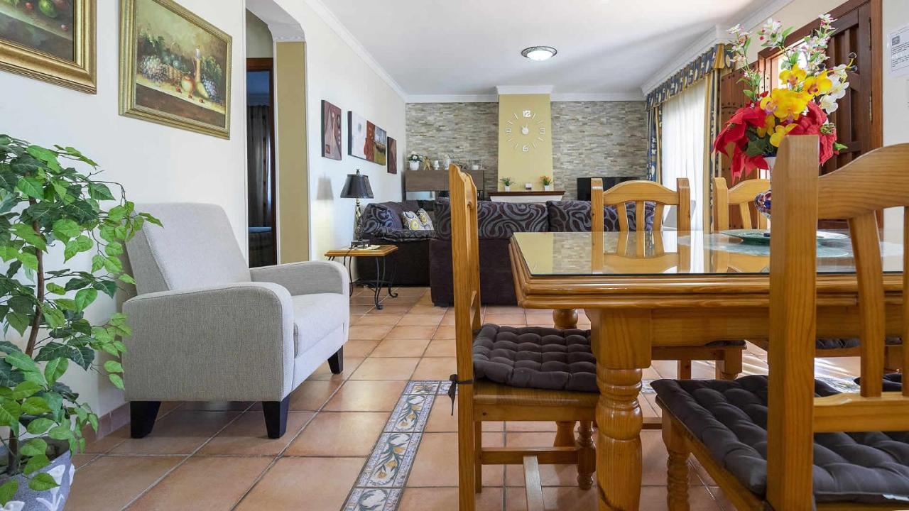 Villa Lola Casitas Select