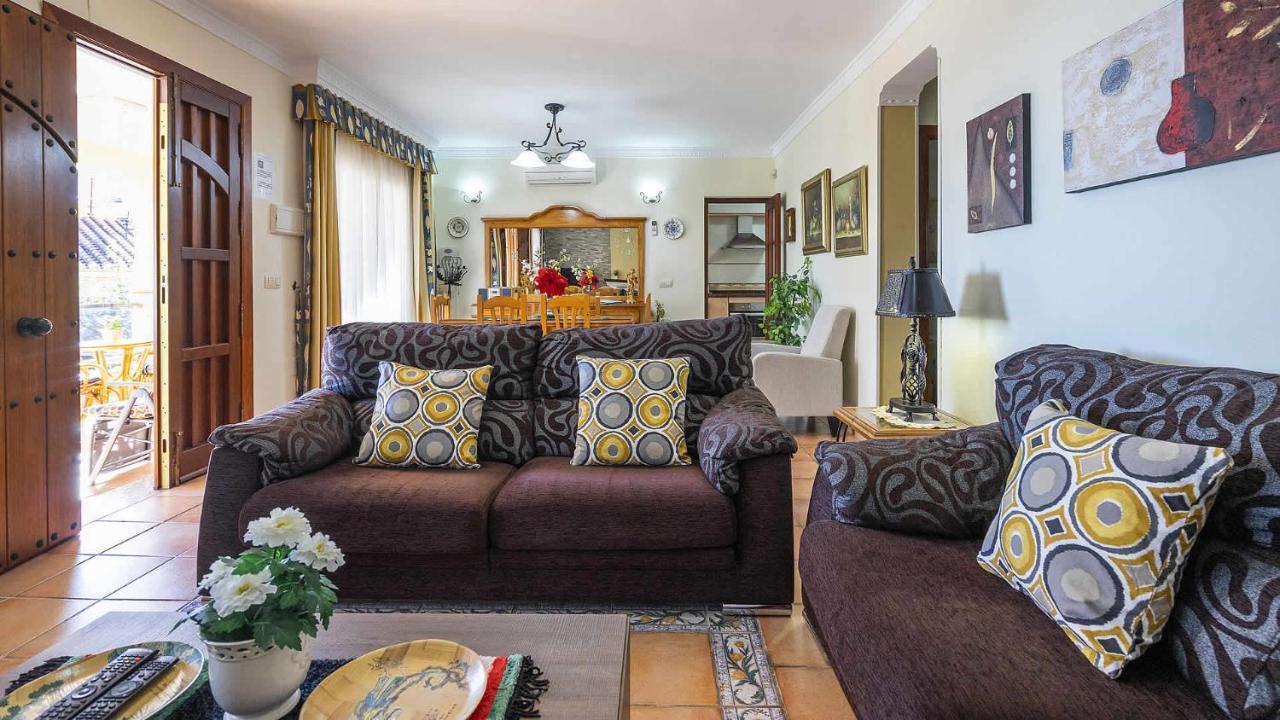 Lola Casitas Select Villa