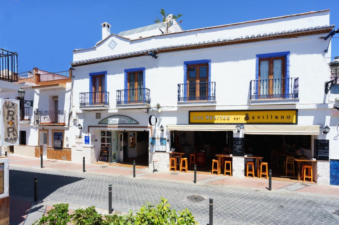 Pepe Mesa Apartamento Nerja