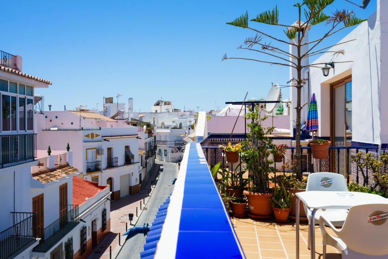 Pepe Mesa Apartamento Nerja