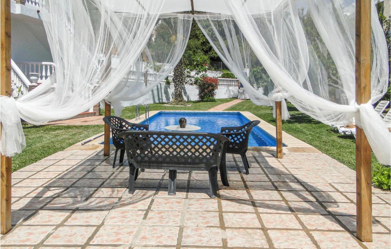 4 Bedroom Gorgeous In Frigiliana Сasa de vacaciones *