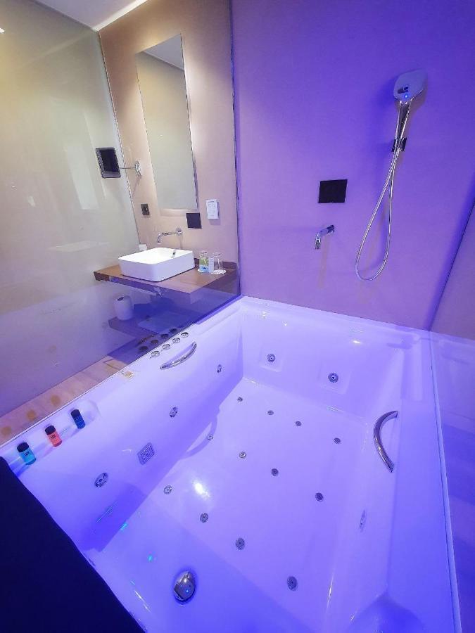 Mb Boutique - Adults Recommended 3* Nerja