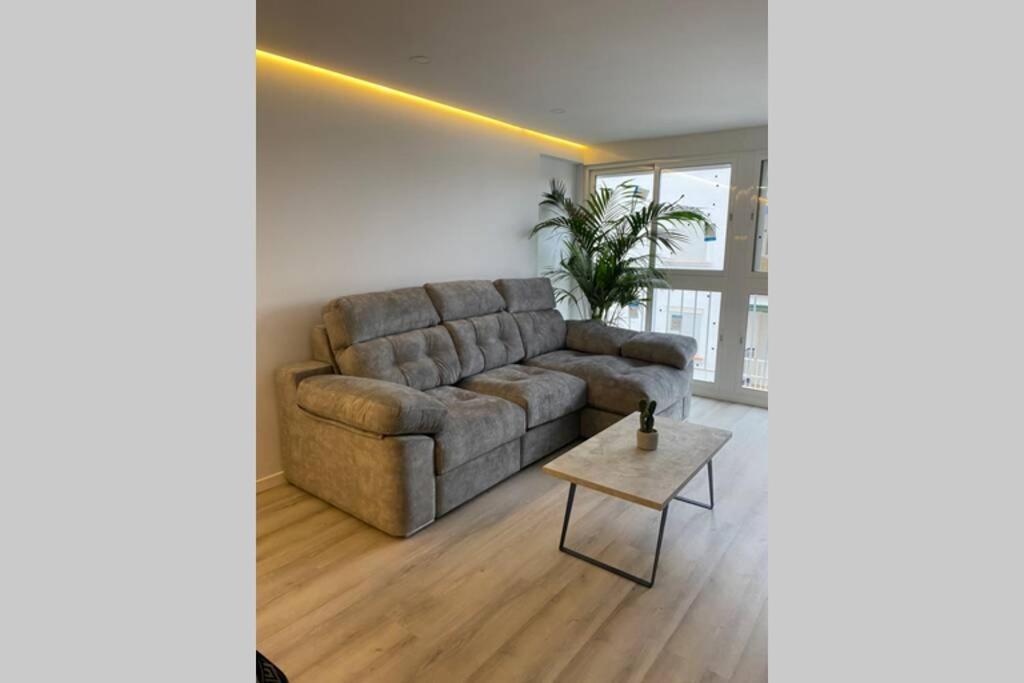 Precioso A Estrenar En Centro De Apartamento