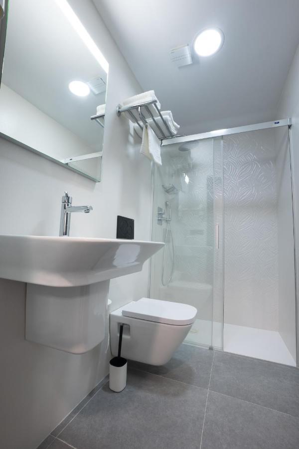 Nerja-centro-jacuzzi- Mirador De La Ermita- Adults Recommended