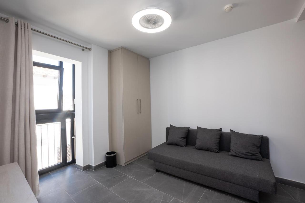 Nerja-centro-jacuzzi- Mirador De La Ermita- Adults Recommended