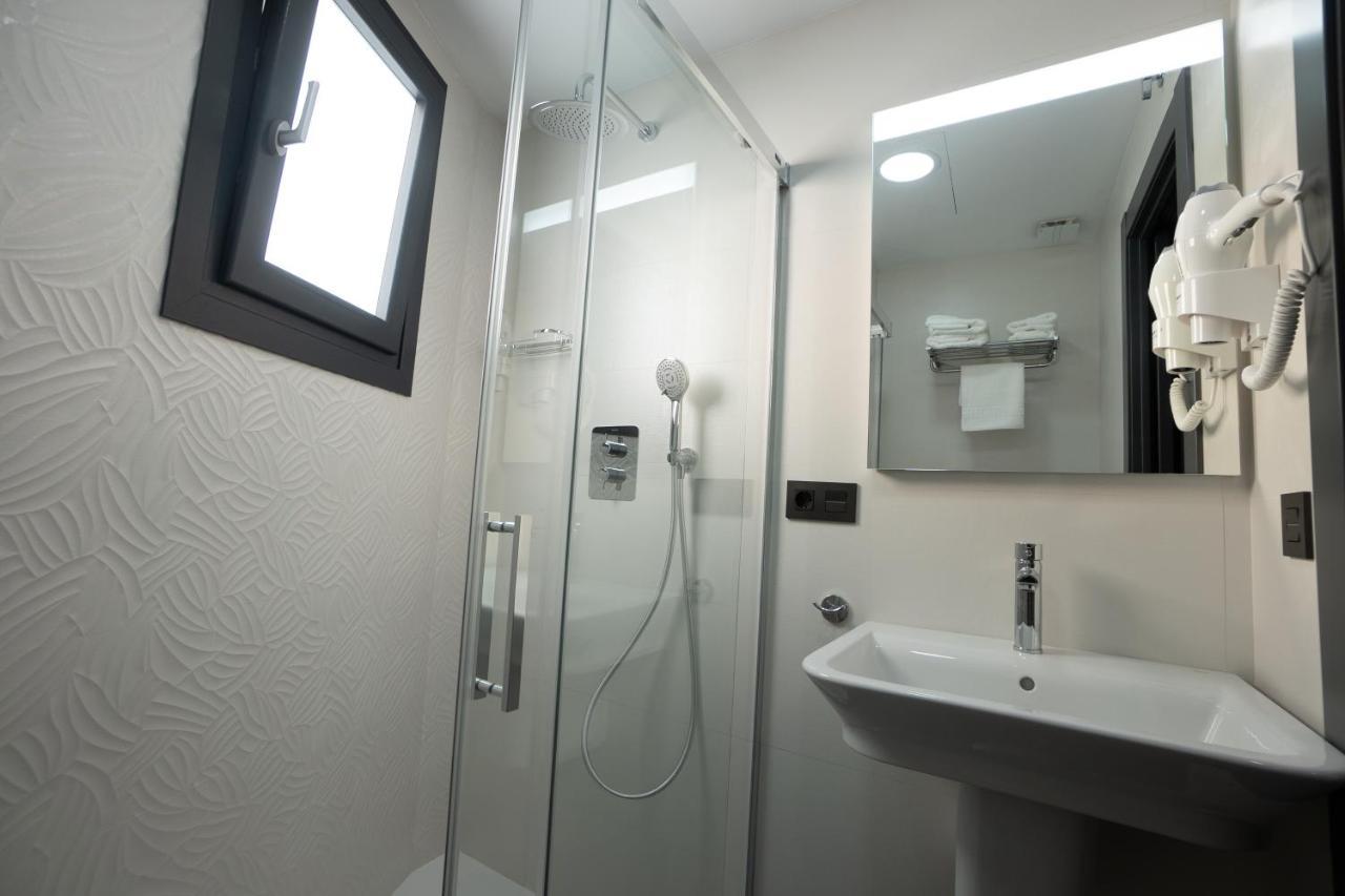 Nerja-centro-jacuzzi- Mirador De La Ermita- Adults Recommended Nerja