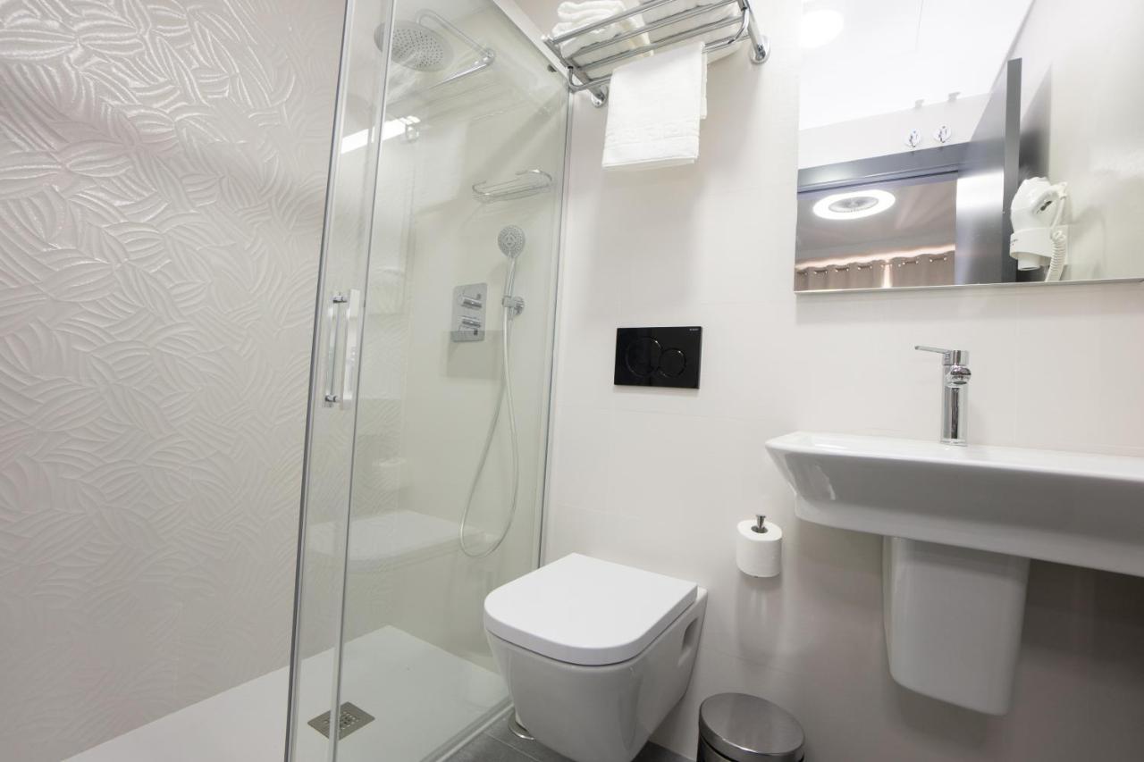 Nerja-centro-jacuzzi- Mirador De La Ermita- Adults Recommended