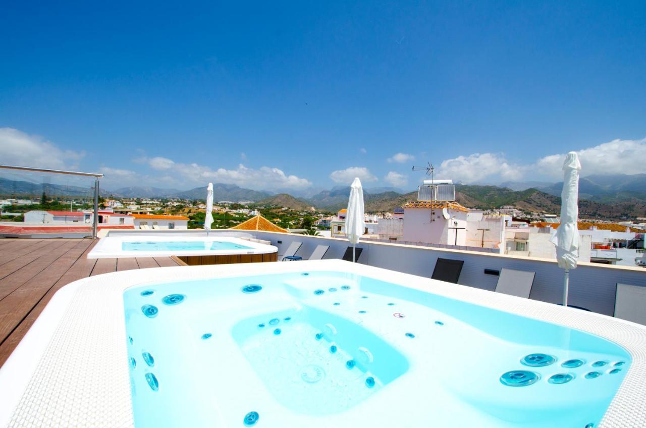 Nerja-centro-jacuzzi- Mirador De La Ermita- Adults Recommended Guest house *