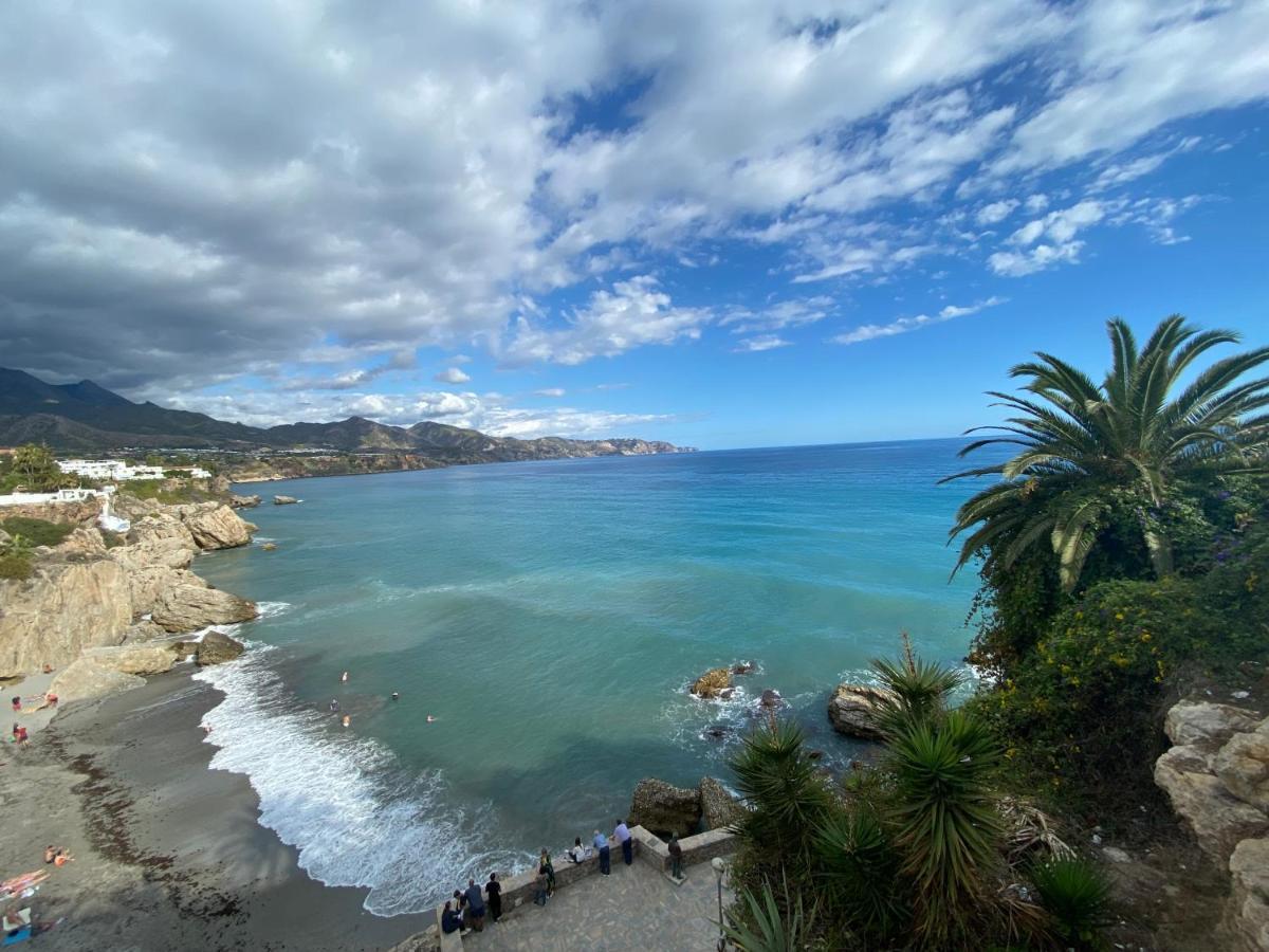Сasa de vacaciones New Townhouse In The Heart Of With Jacuzzi Nerja