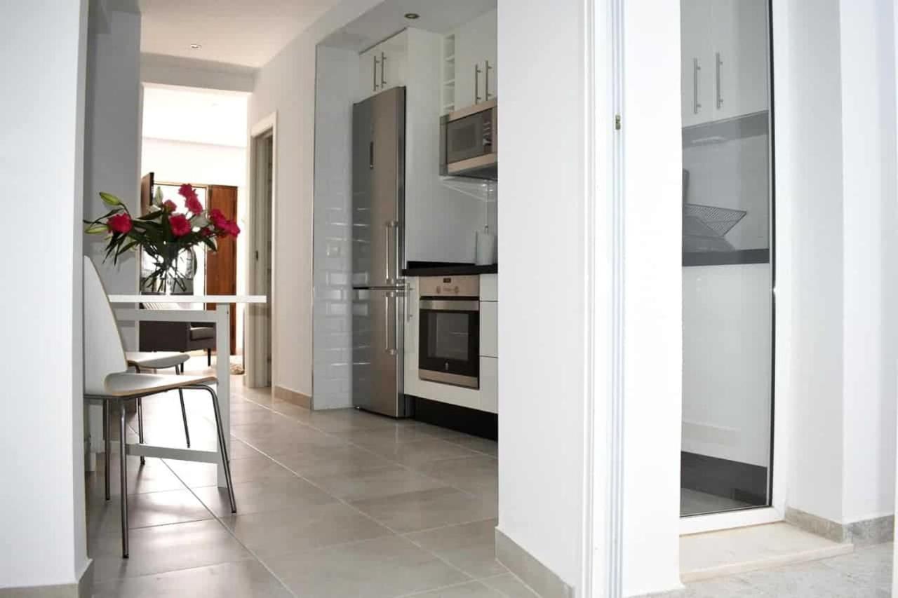 New Townhouse In The Heart Of With Jacuzzi Nerja