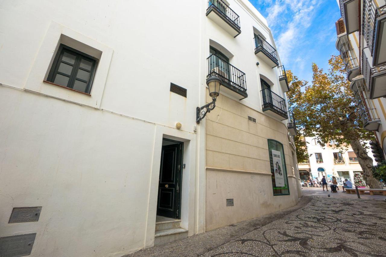 Balcon De Europa 4 Menyber Apartamento Nerja