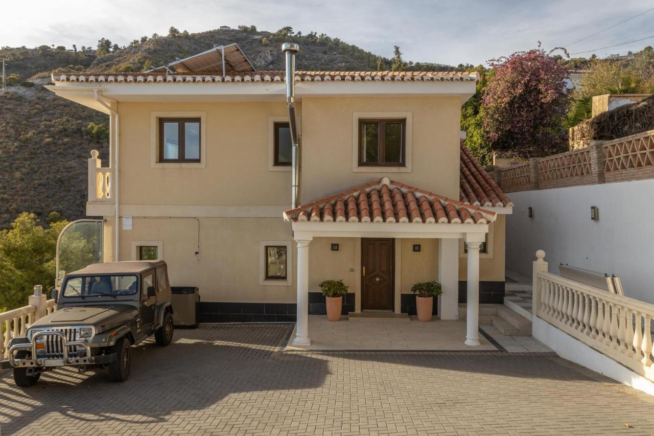 Villa In La Herradura