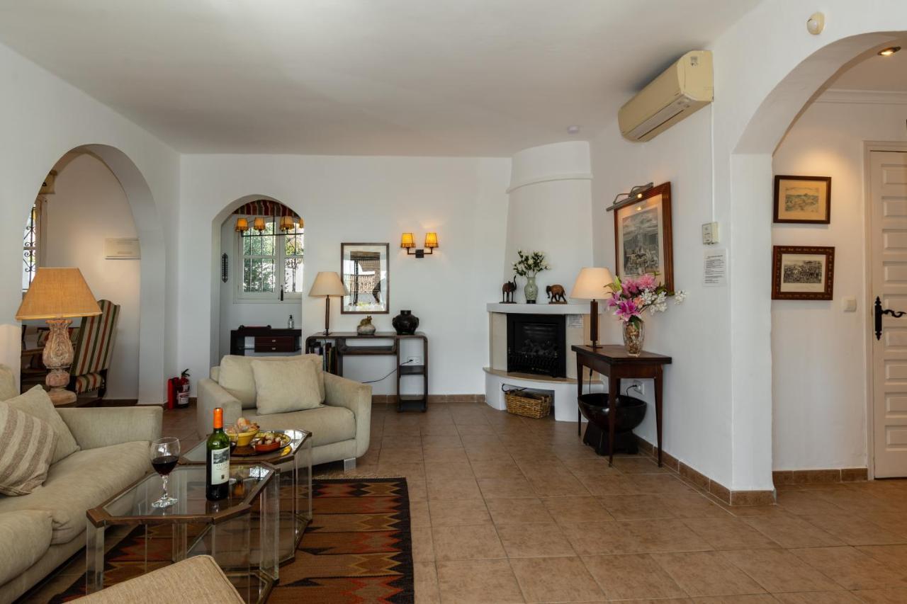 Lilas, Villa