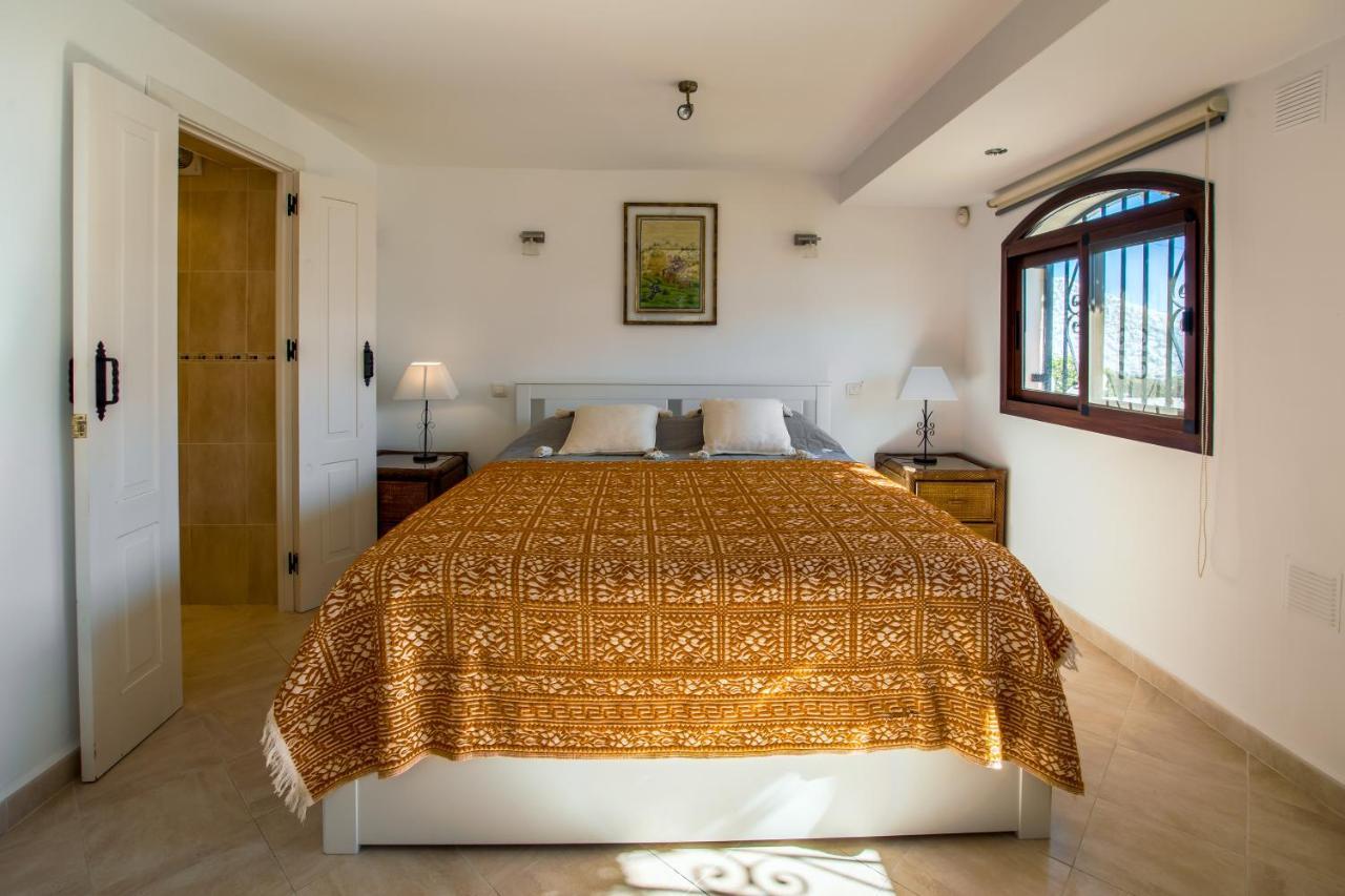 Lilas, Nerja