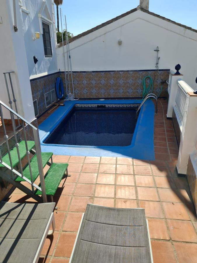Сasa de vacaciones Adosado En Urb Flamingo Nerja