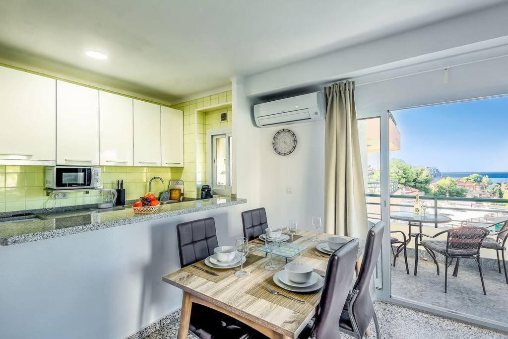 Tahiti Precioso Apartamento Con Piscina *