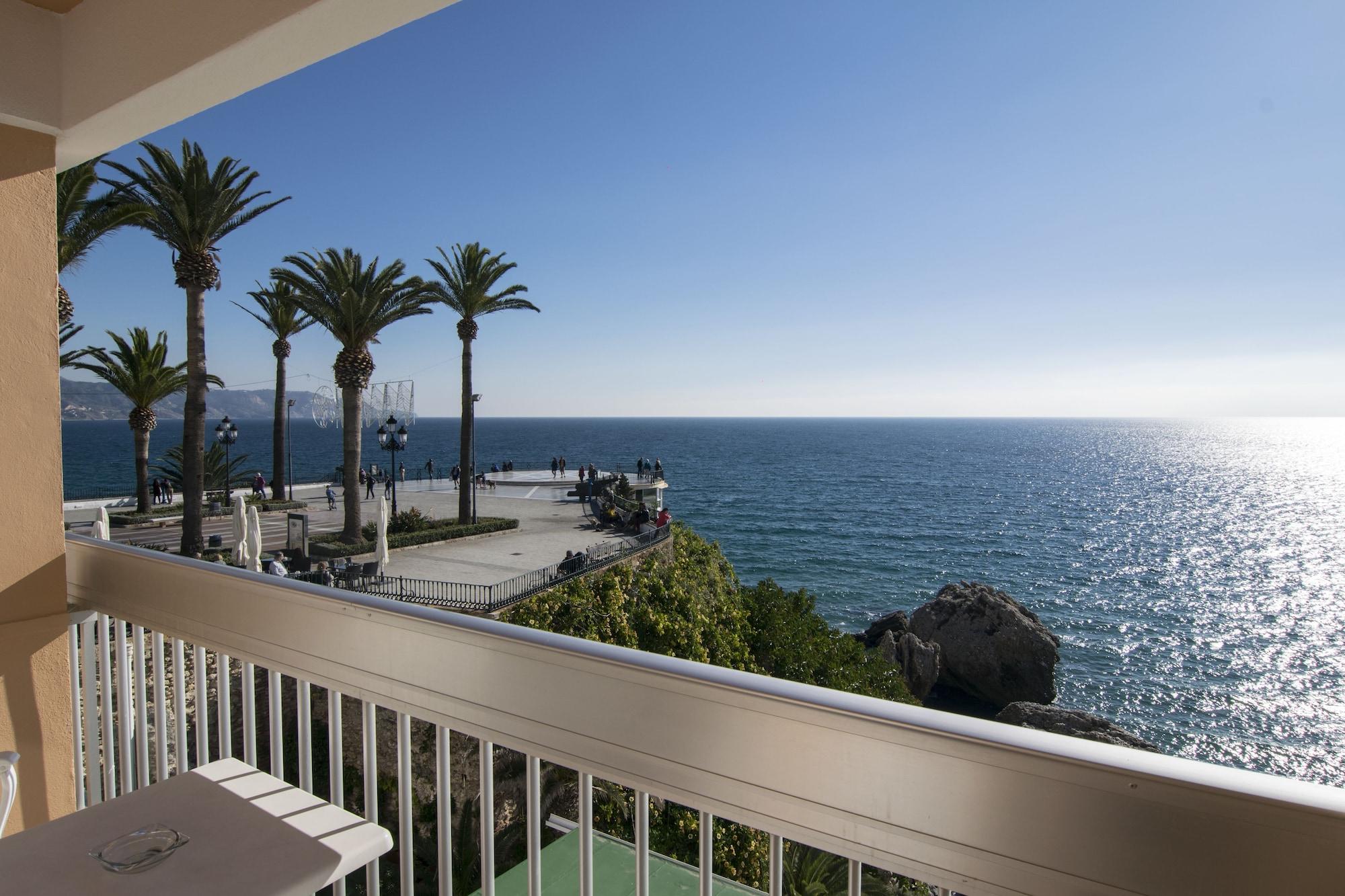 Balcón De Europa Hotel 4*