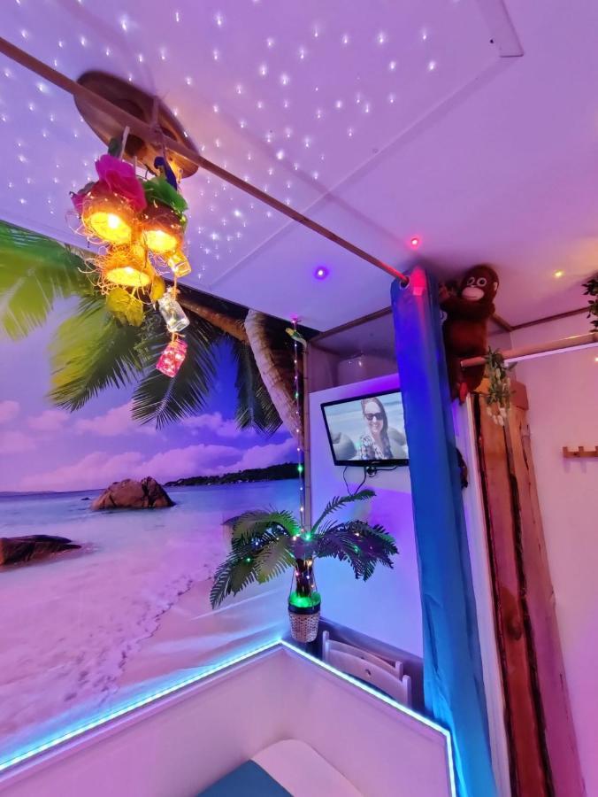Wonder Paraiso Magico Bed & Breakfast *
