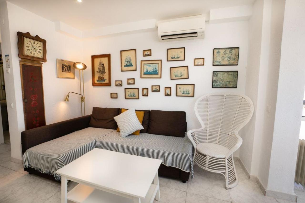 Delfin 5-8 Menyber Apartment