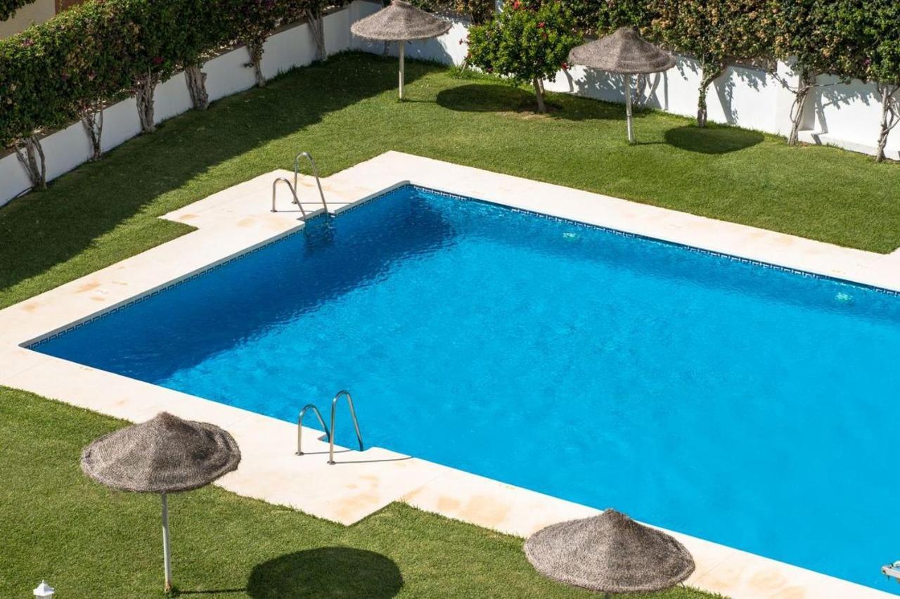Delfin 5-8 Menyber Apartment