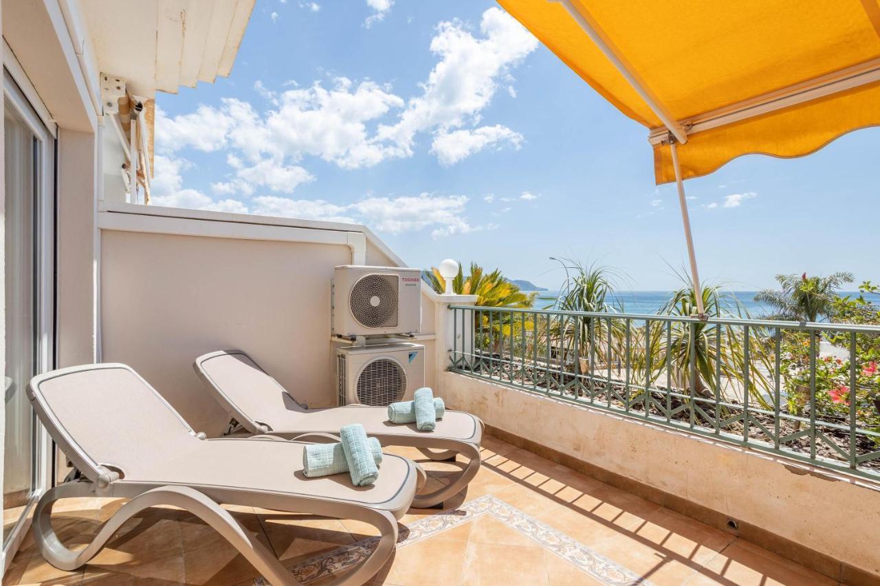 Sunny Frontline Burriana Apartment Nerja