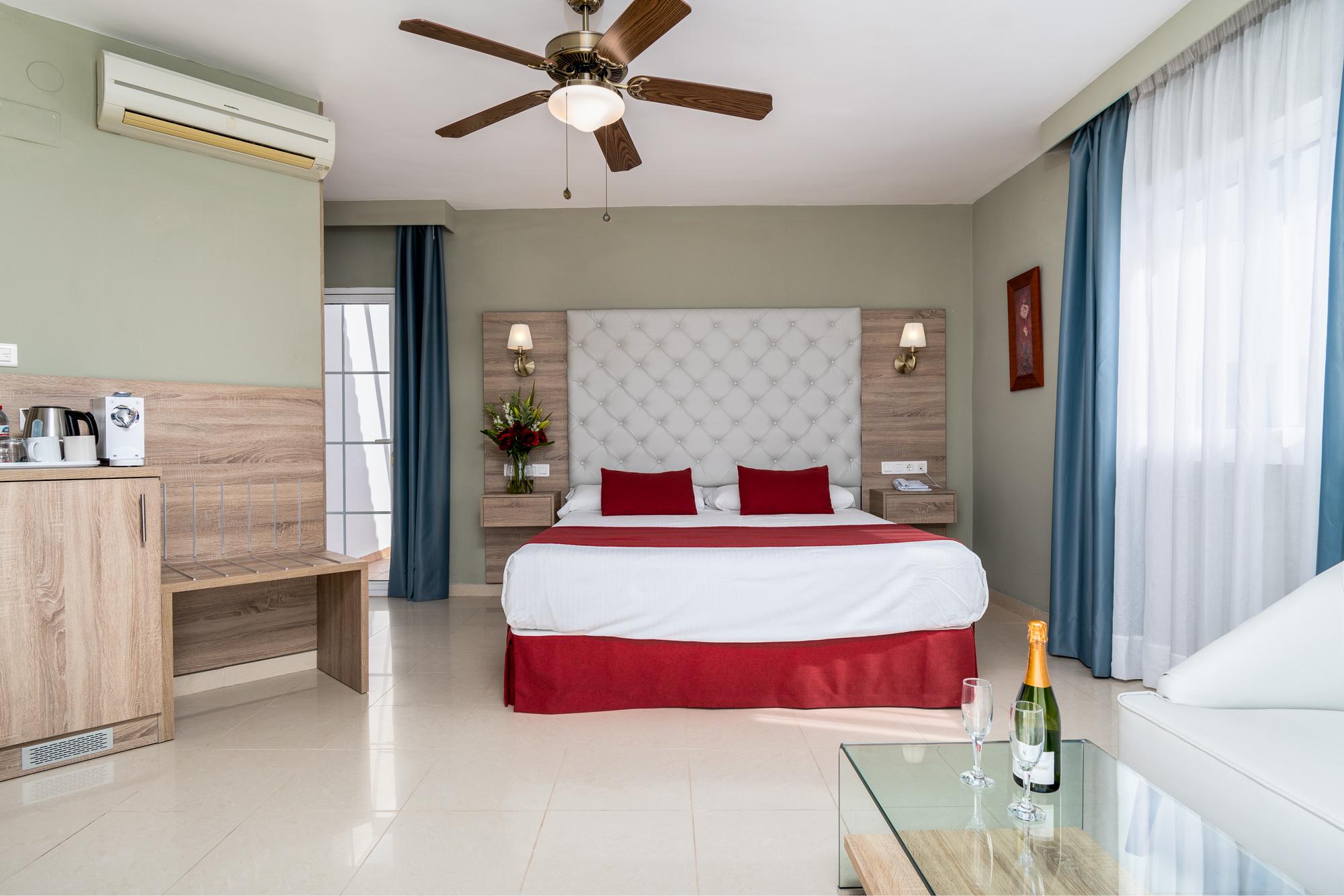 Hotel Arcos 3*