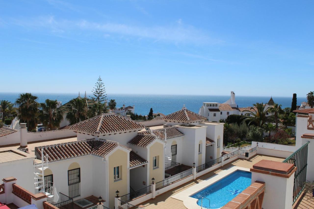 Apartamento Burriana Beach, Pool, Big Terrace, Superb Seaviews Nerja