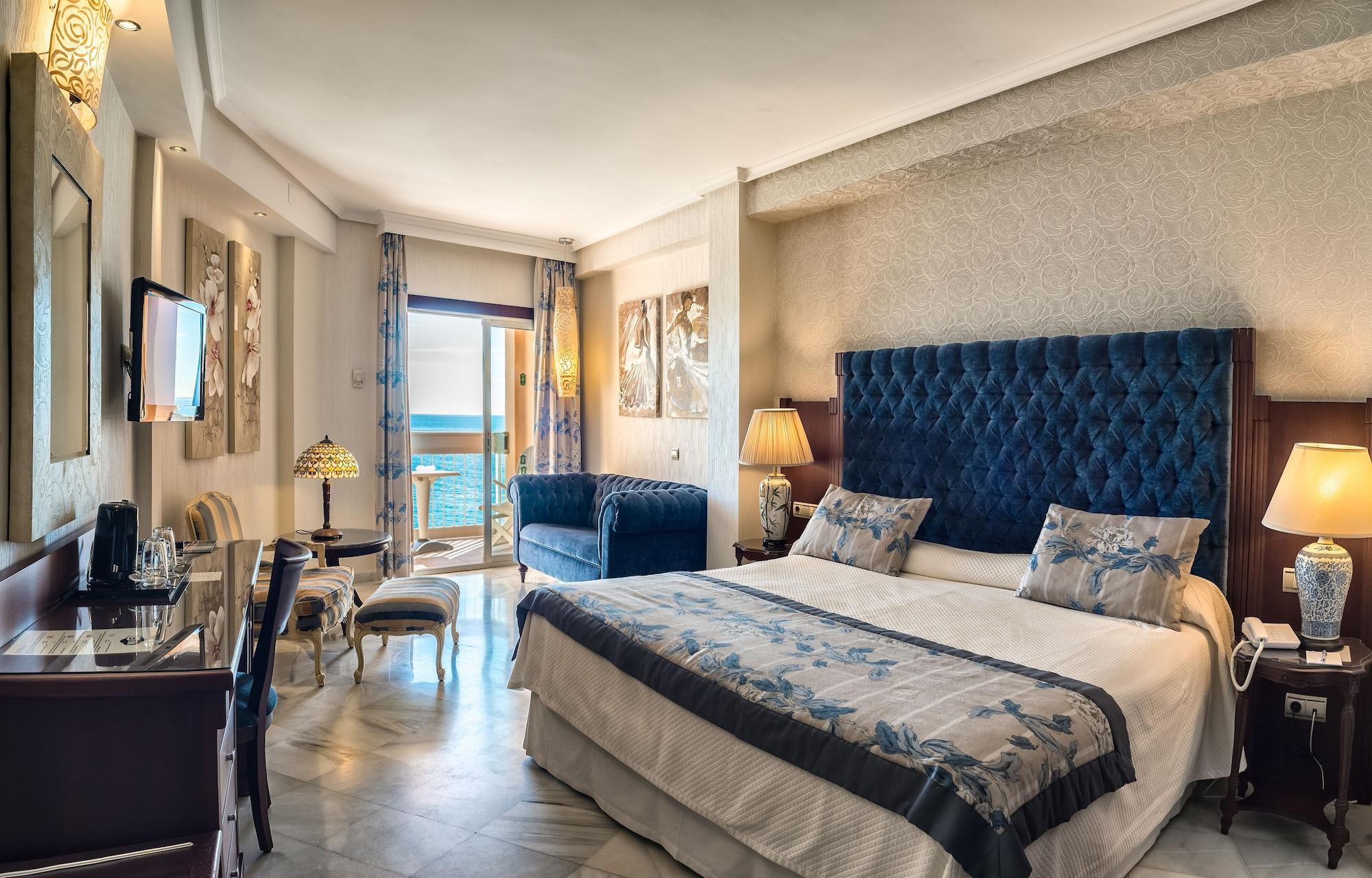 Hotel Balcón De Europa 4*