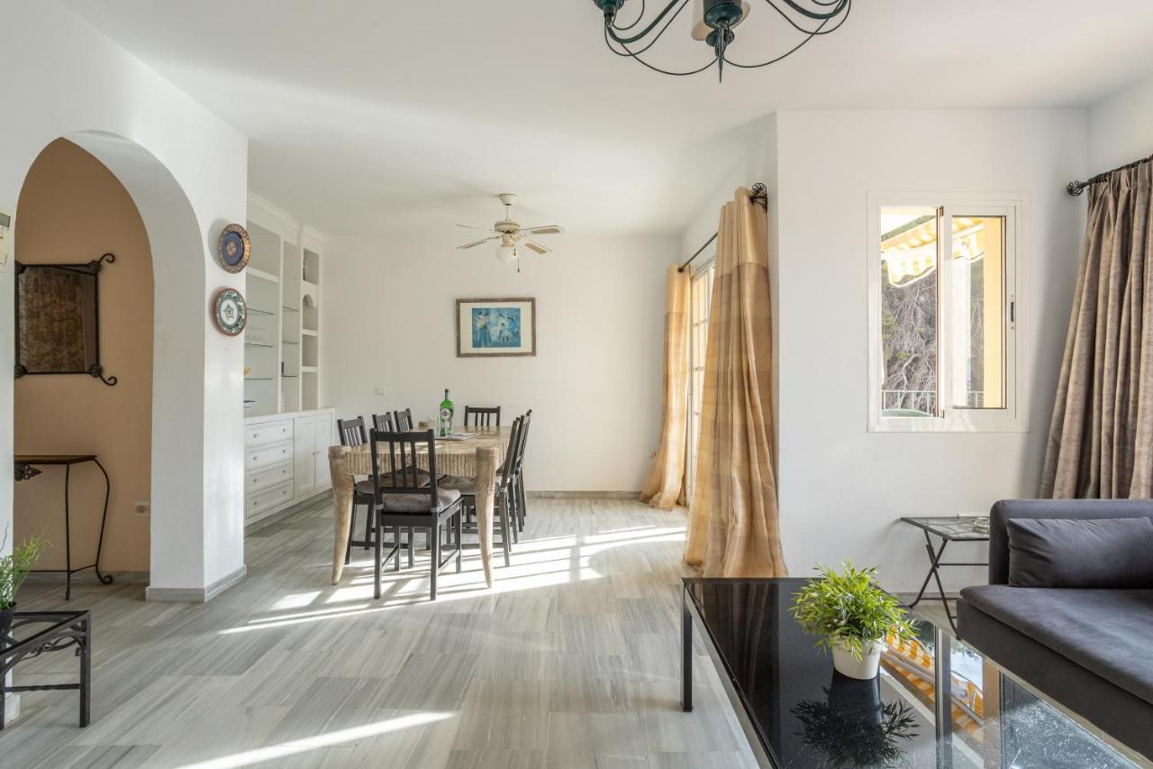 Сasa de vacaciones Flores 5 - Large Townhouse *