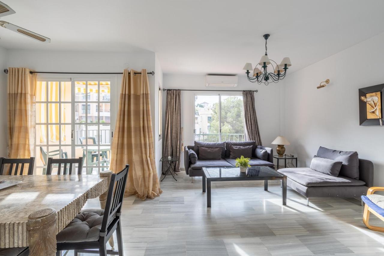 Flores 5 - Large Townhouse Сasa de vacaciones Nerja