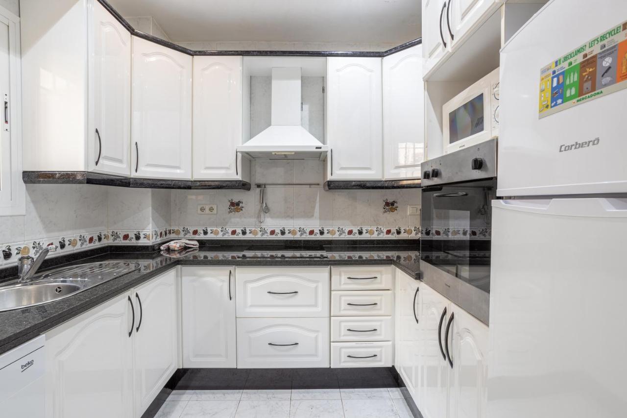 Сasa de vacaciones Flores 5 - Large Townhouse *