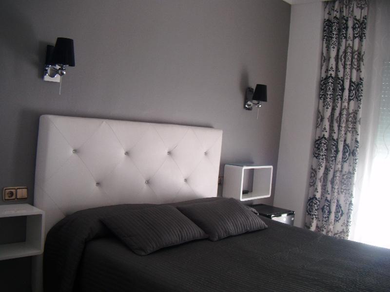 Guest house Abril 2*