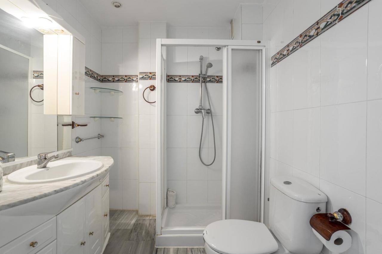 Сasa de vacaciones Flores 5 - Large Townhouse *