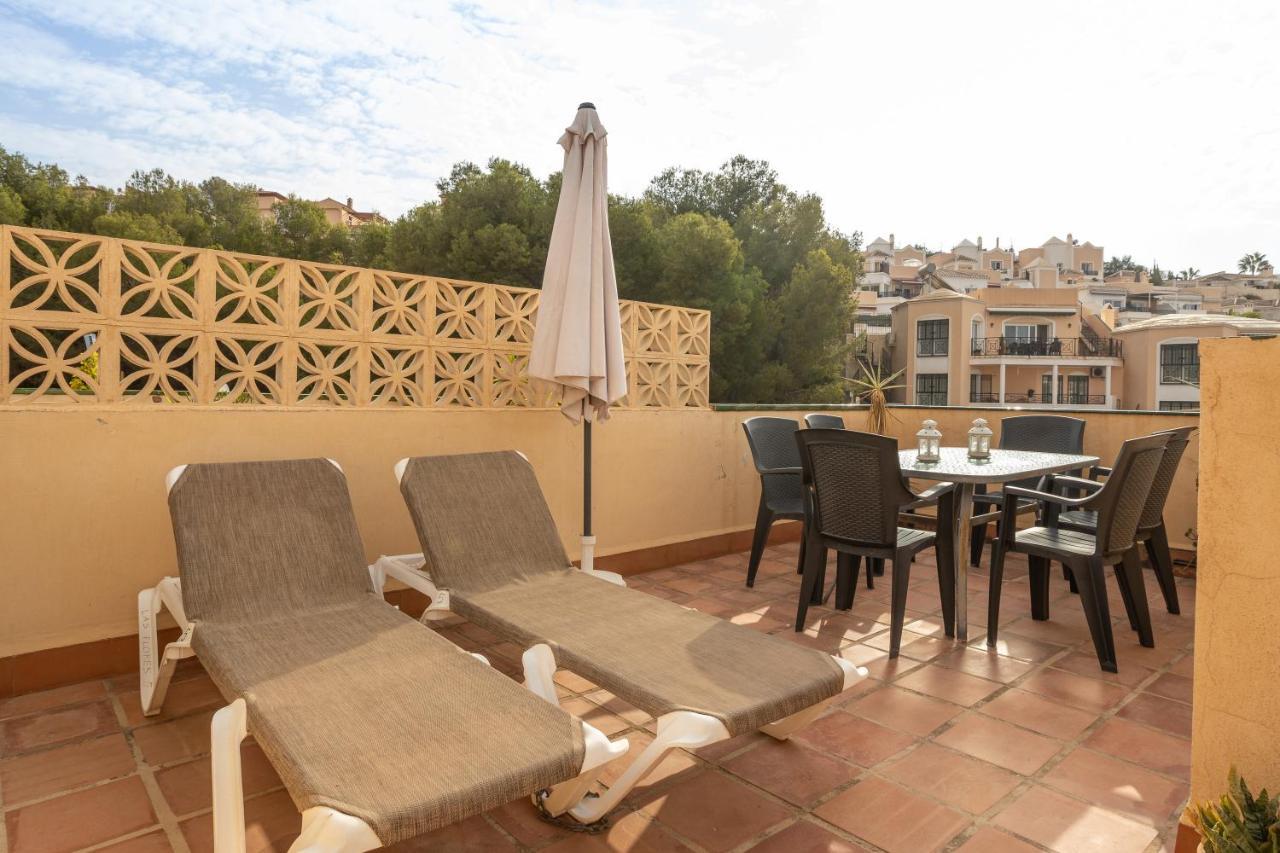 Flores 5 - Large Townhouse Сasa de vacaciones