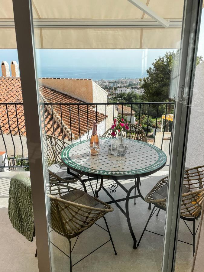 Apartamento Renovated With Nerjas Biggest Pool Nerja