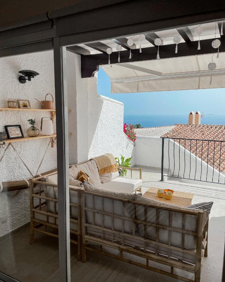 Apartamento Renovated With Nerjas Biggest Pool