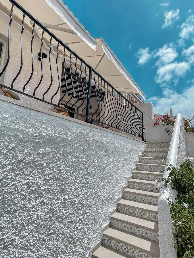 Renovated With Nerjas Biggest Pool Apartamento *