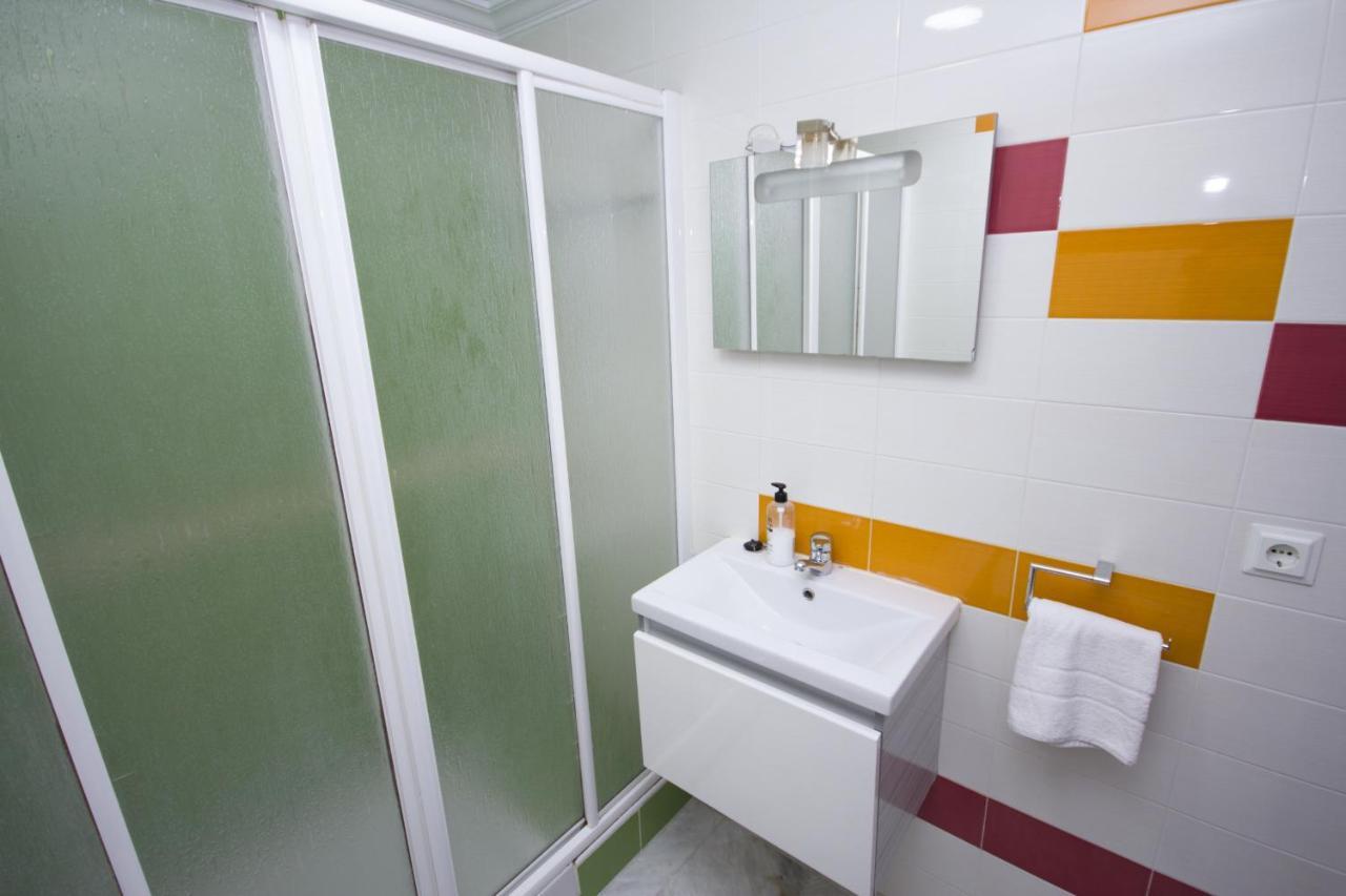 Canovas Nerja - Casa Adosada Con Piscina Los Huertos 7 *