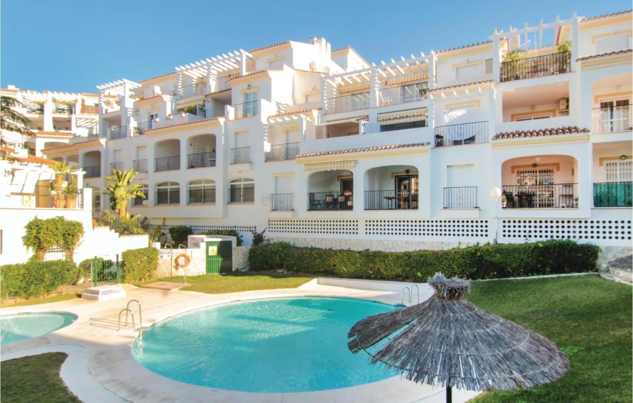 2 Bedroom Awesome In Apartamento Nerja