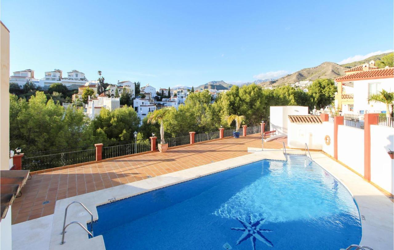 Apartamento 3 Bedroom Lovely In *