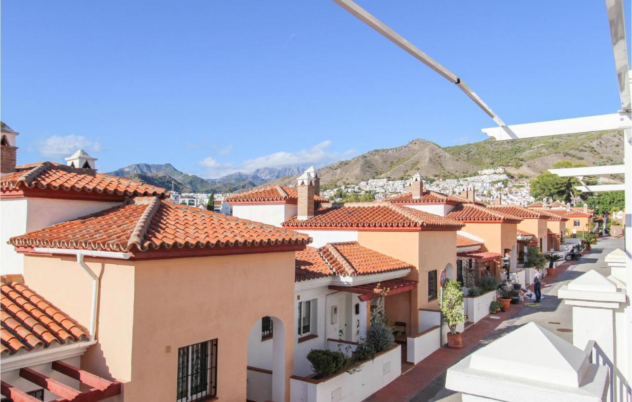 Apartamento 3 Bedroom Lovely In *
