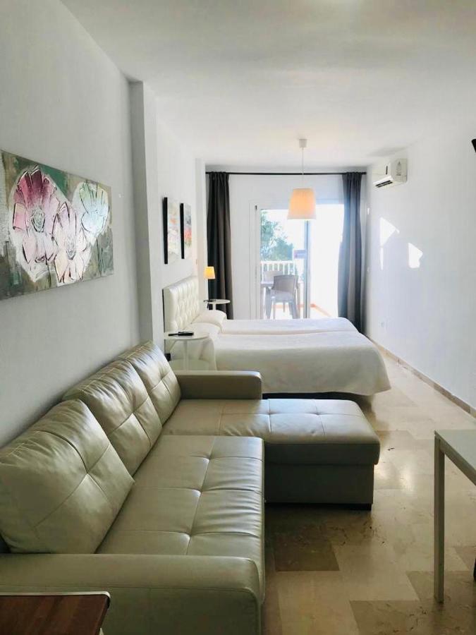 Guest house Tres Soles 2*