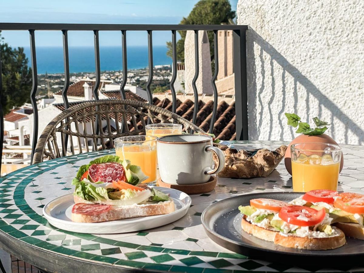 Renovated With Nerjas Biggest Pool * Nerja