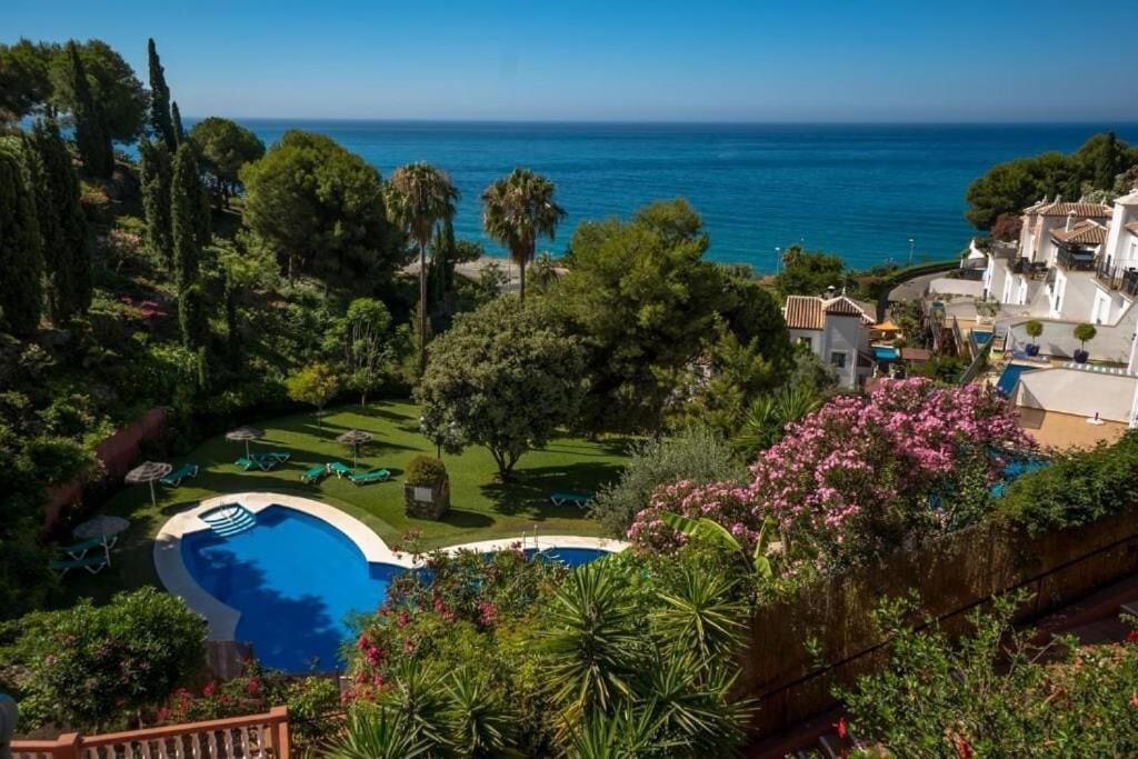 La Amapola, A Little Oasis With Sea View, 200 Meters From The Beach. Apartment Nerja