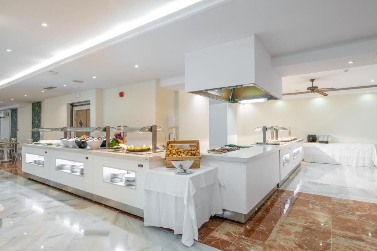 Club By Dorobe Hotel Nerja
