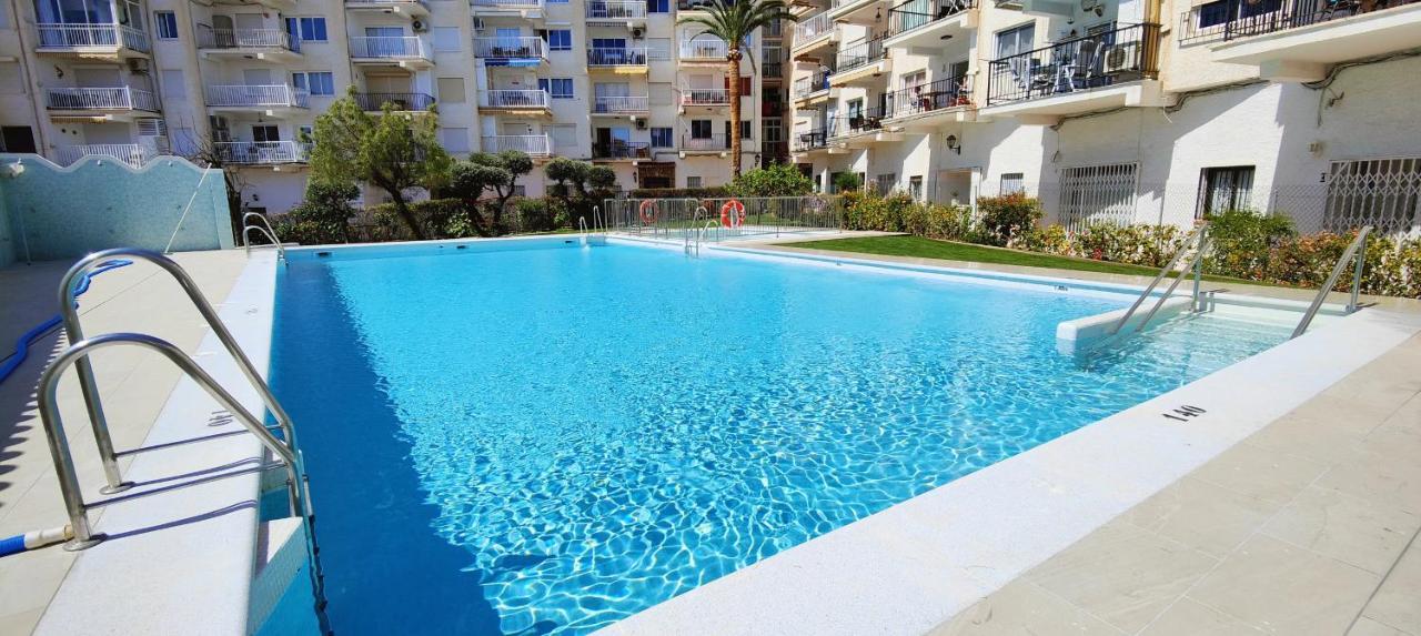 Ap368 - Coronado 67 - * Nerja