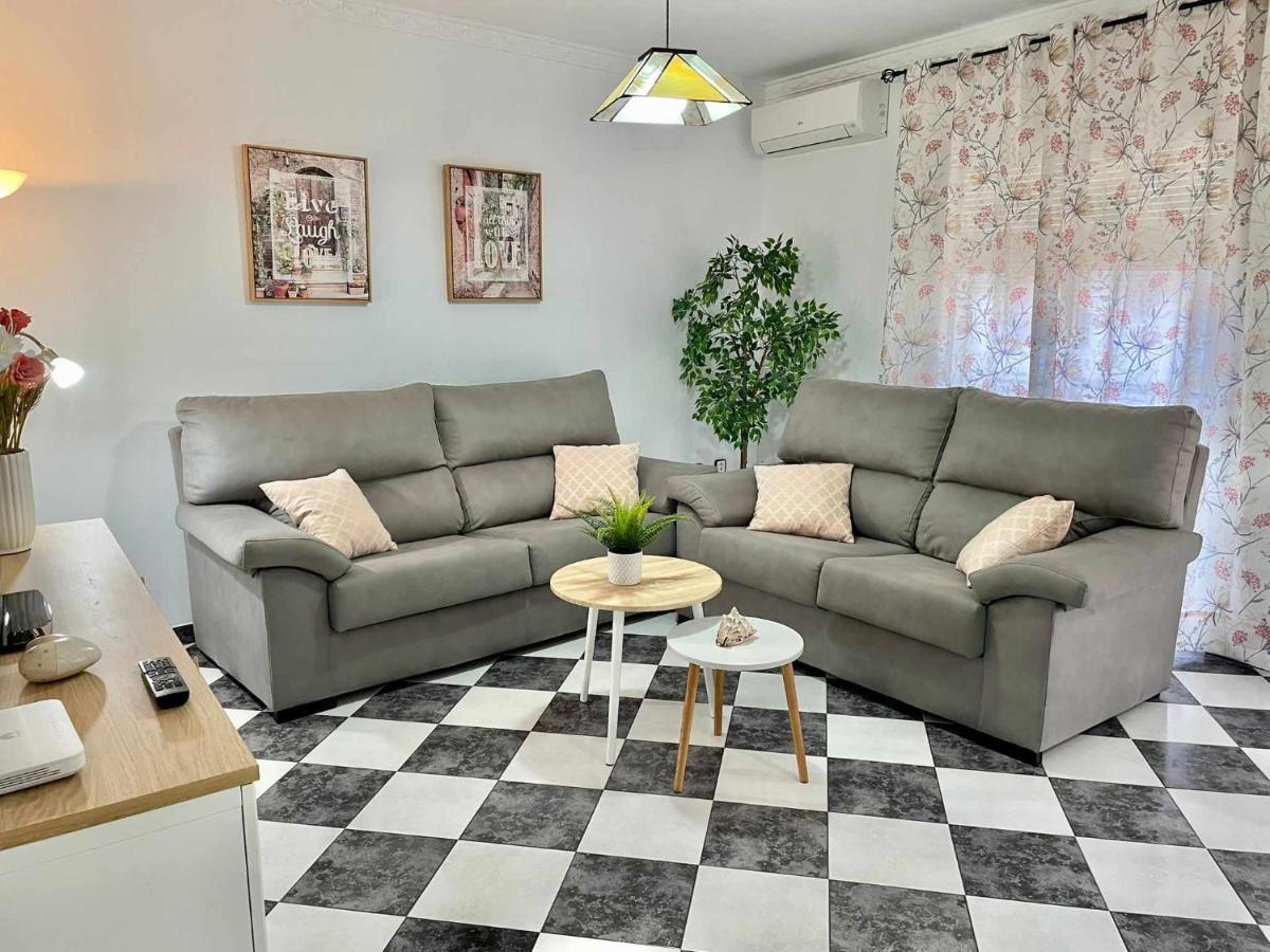 Apartamento De 3 Dorm En Pleno Centro De Nerja