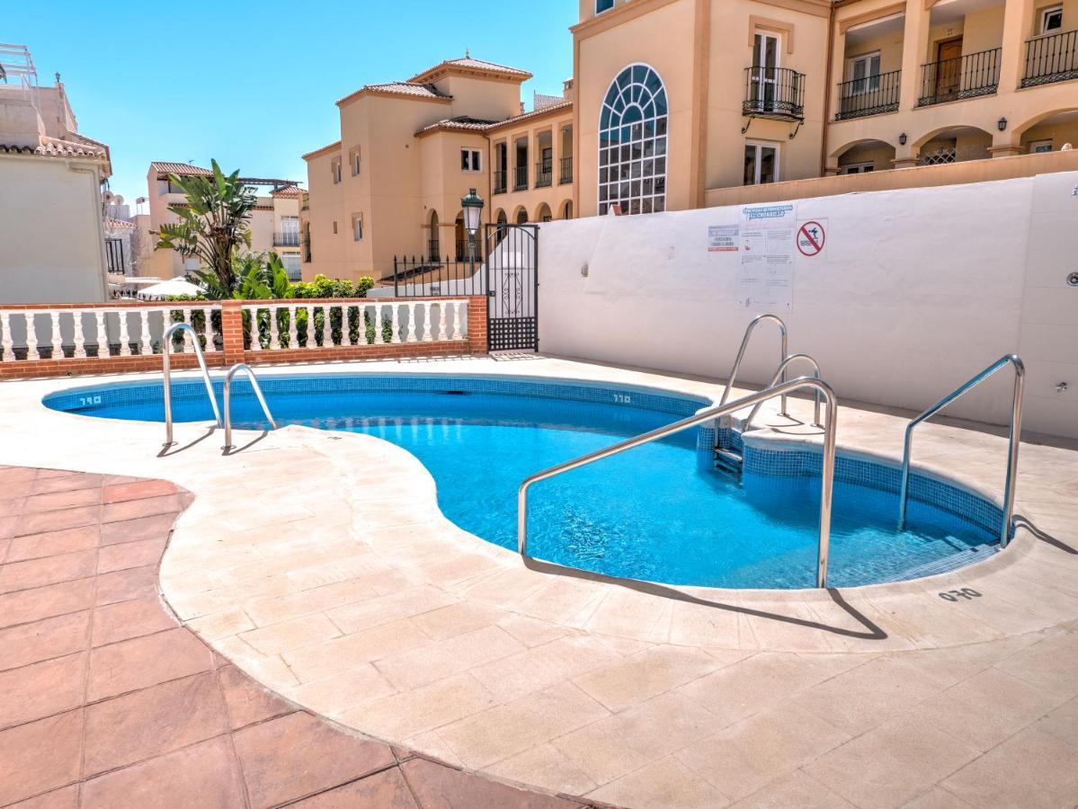 Apartment Penthouse With Roof Terrace In Parador, *